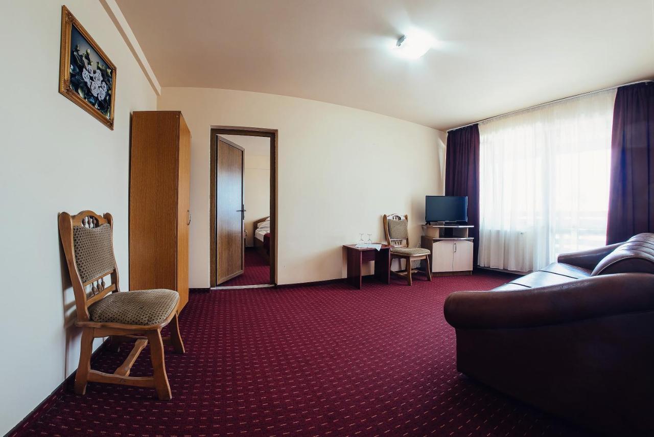 Casa Rubin Hotel Gura Humorului Ngoại thất bức ảnh