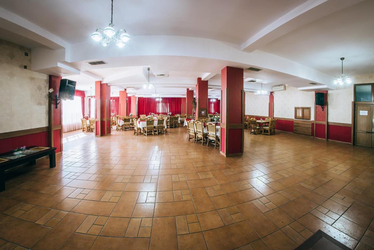 Casa Rubin Hotel Gura Humorului Ngoại thất bức ảnh