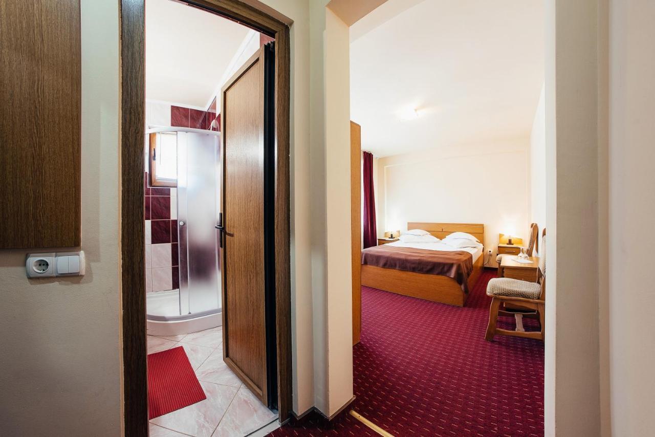Casa Rubin Hotel Gura Humorului Ngoại thất bức ảnh