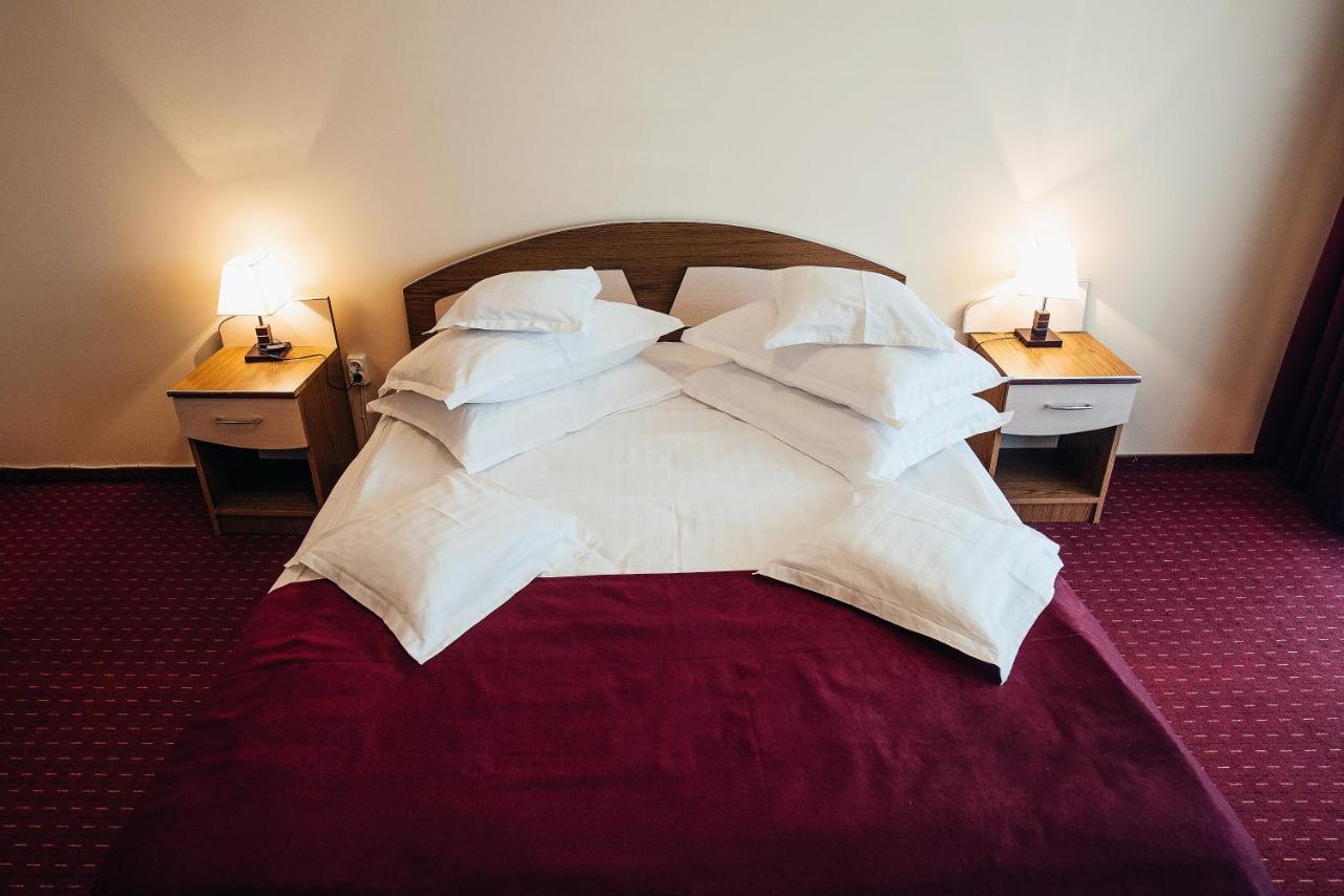 Casa Rubin Hotel Gura Humorului Ngoại thất bức ảnh