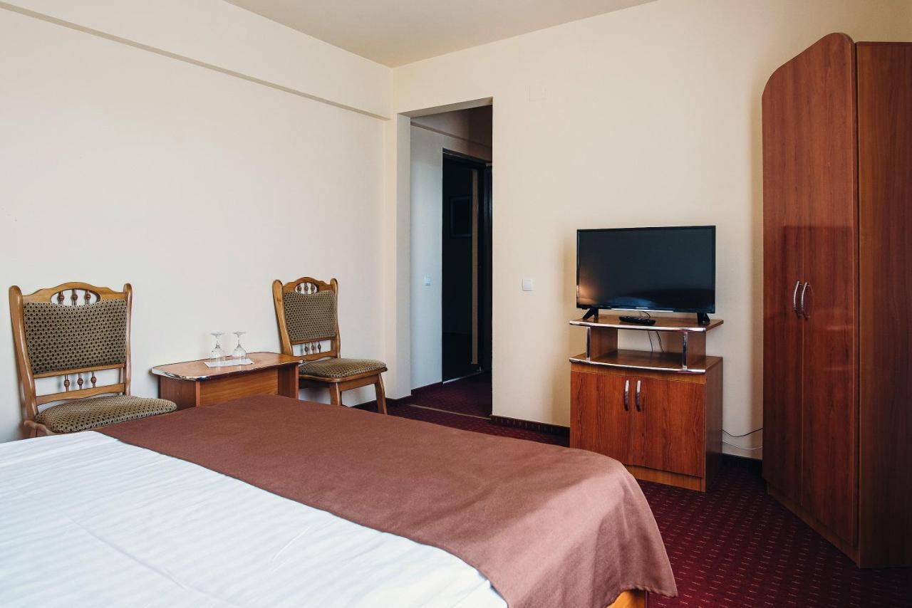 Casa Rubin Hotel Gura Humorului Ngoại thất bức ảnh