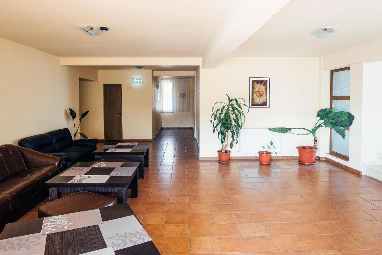 Casa Rubin Hotel Gura Humorului Ngoại thất bức ảnh