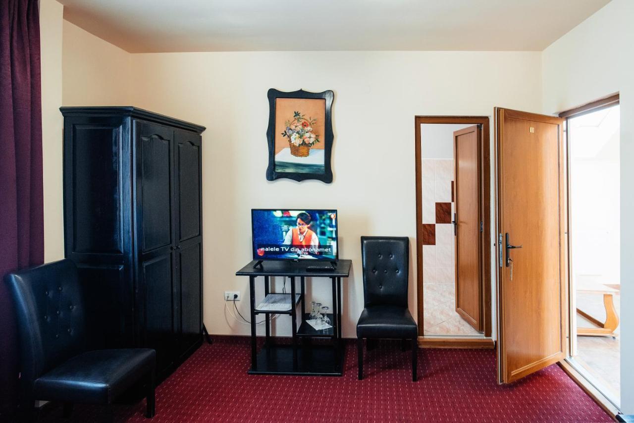 Casa Rubin Hotel Gura Humorului Ngoại thất bức ảnh