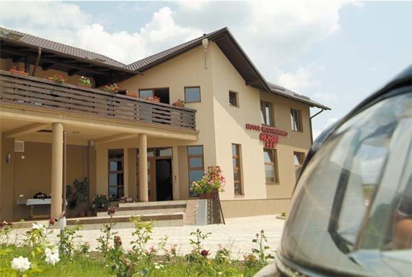 Casa Rubin Hotel Gura Humorului Ngoại thất bức ảnh